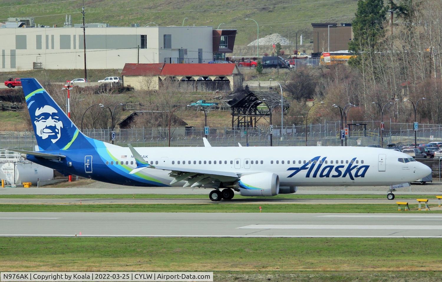 N976AK, 2019 Boeing 737-9 MAX C/N 64967, Taxing to KF Hangars