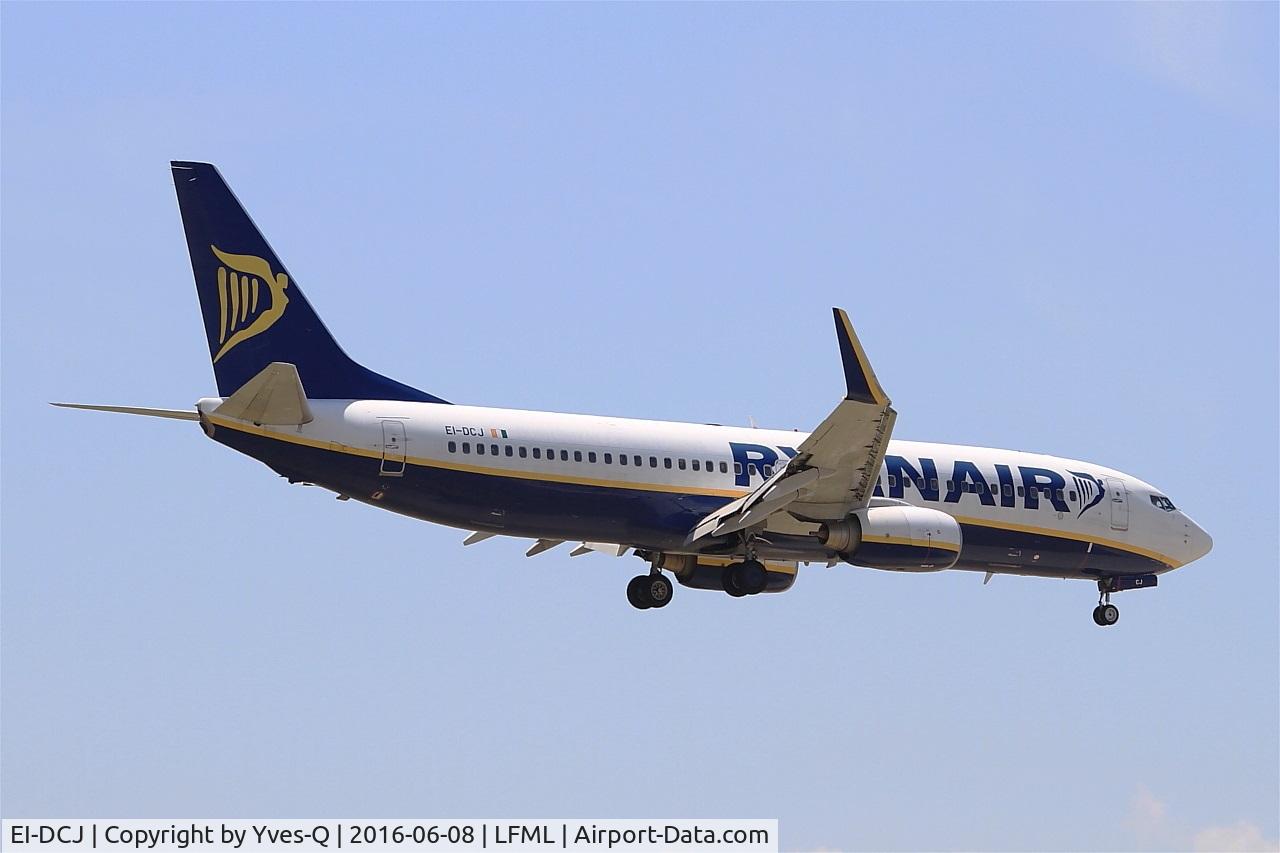 EI-DCJ, 2004 Boeing 737-8AS C/N 33564, Boeing 737-8AS, On final Rwy 31R, Marseille-Provence Airport (LFML-MRS)