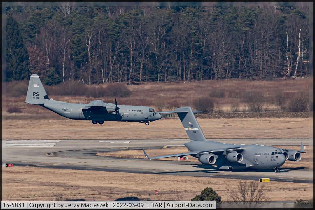 15-5831, 2017 Lockheed Martin C-130J-30 Hercules C/N 382-5831, 15-5831 (RS), 2017 Lockheed Martin C-130J-30 Hercules, c/n: 382-5831
