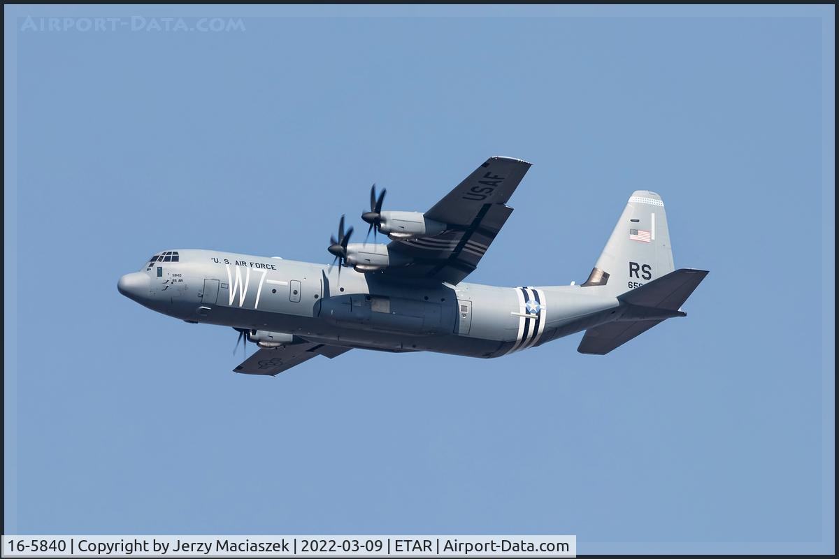 16-5840, Lockheed Martin C-130J-30 Super Hercules C/N 382-5840, 16-5840 (RS), Lockheed Martin C-130J-30 Super Hercules, c/n: 382-5840