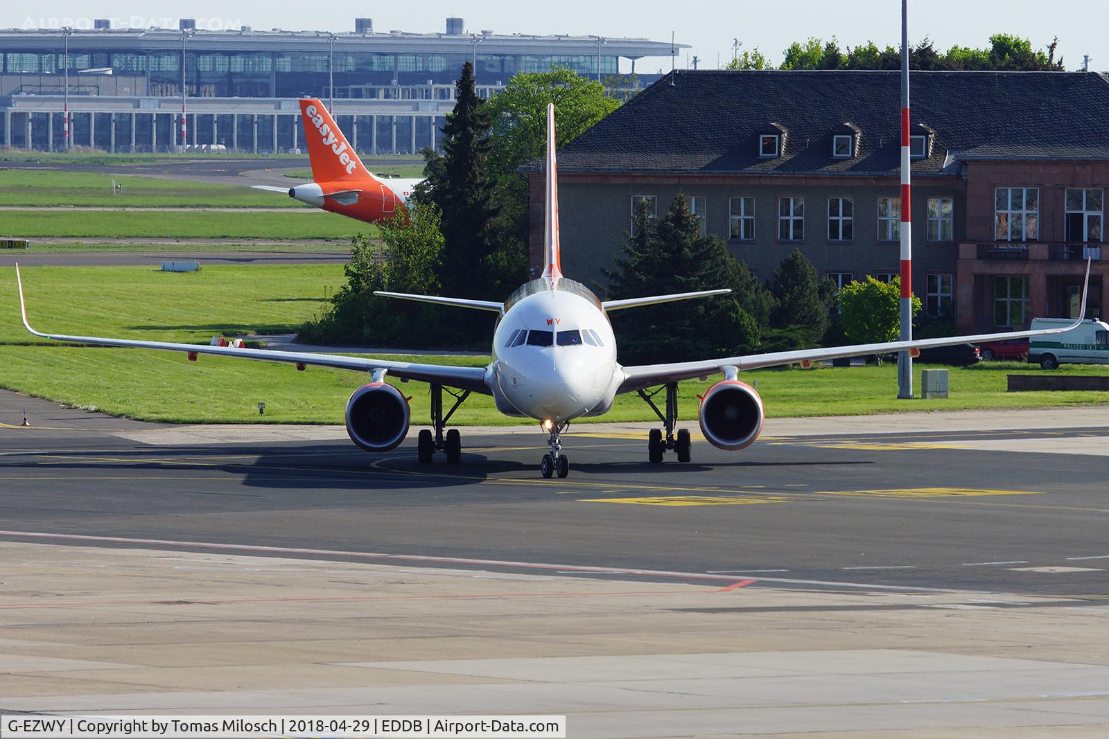 G-EZWY, 2014 Airbus A320-214 C/N 6267, 