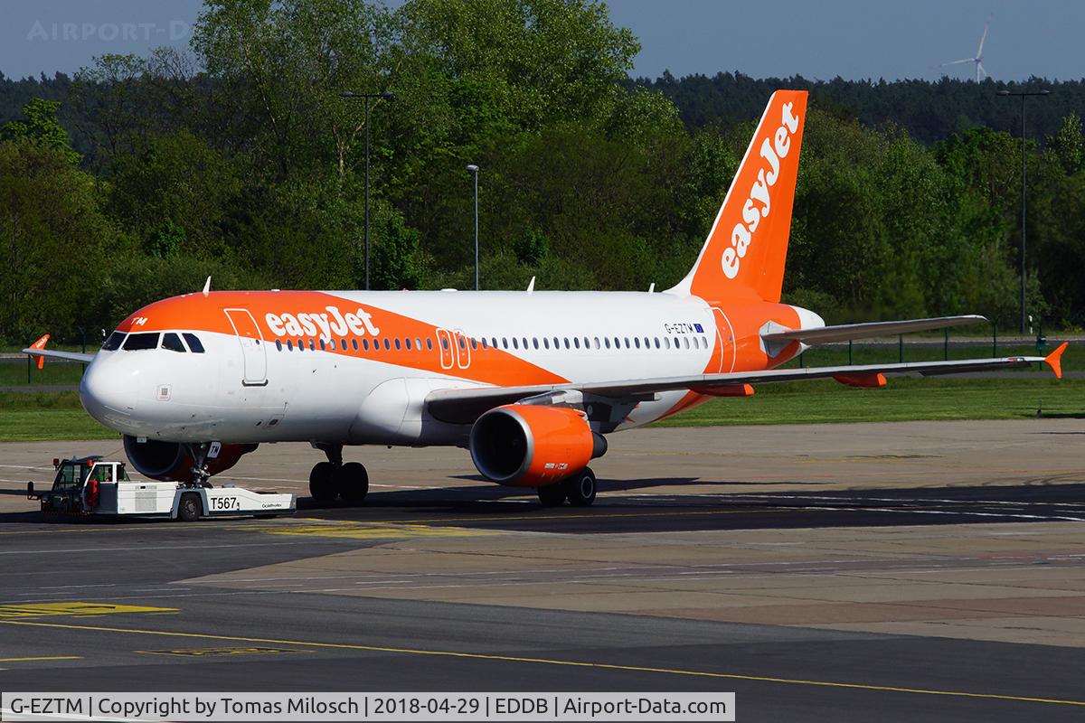 G-EZTM, 2009 Airbus A320-214 C/N 4014, 