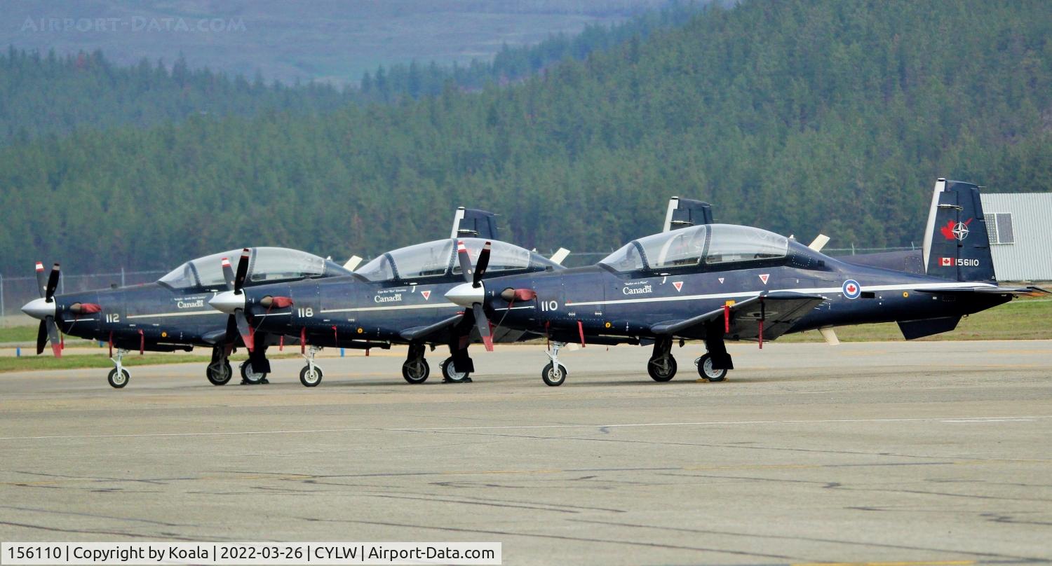 156110, Raytheon CT-156 Harvard II C/N PF-10, Nice line-up