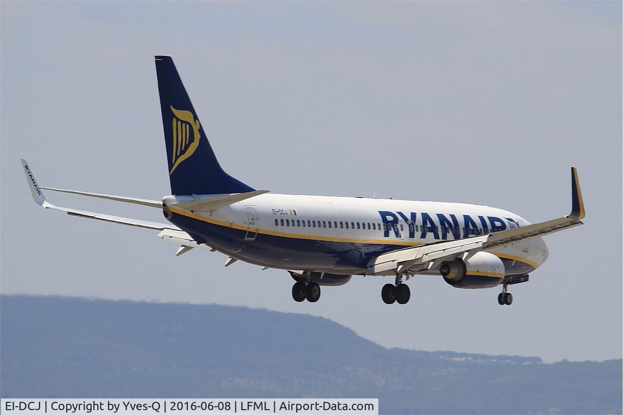 EI-DCJ, 2004 Boeing 737-8AS C/N 33564, Boeing 737-8AS, Short approach Rwy 31R, Marseille-Provence Airport (LFML-MRS)