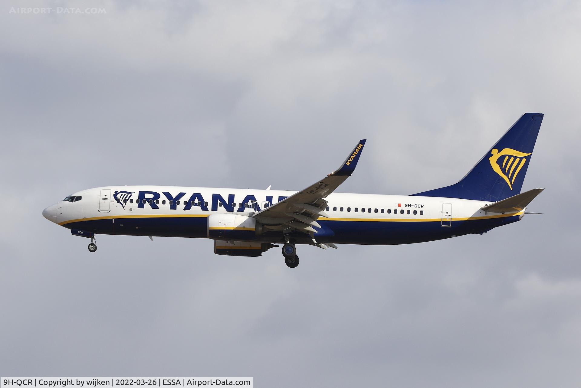 9H-QCR, 2016 Boeing 737-8AS C/N 44741, RWY 01L