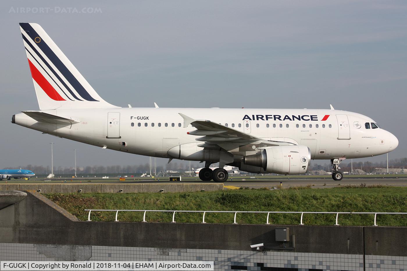 F-GUGK, 2005 Airbus A318-111 C/N 2601, at spl