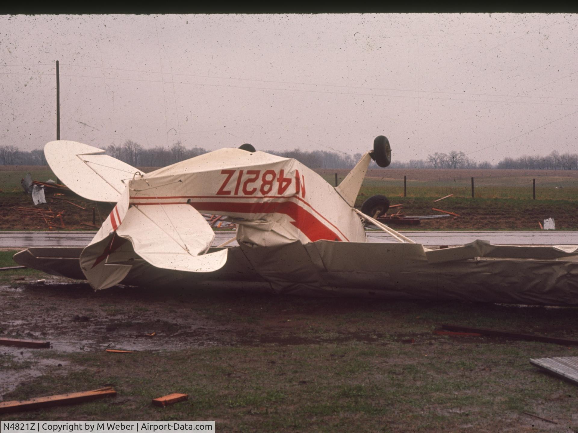 N4821Z, 1961 Piper PA-22-108 Colt C/N 22-8392, Storm Damage