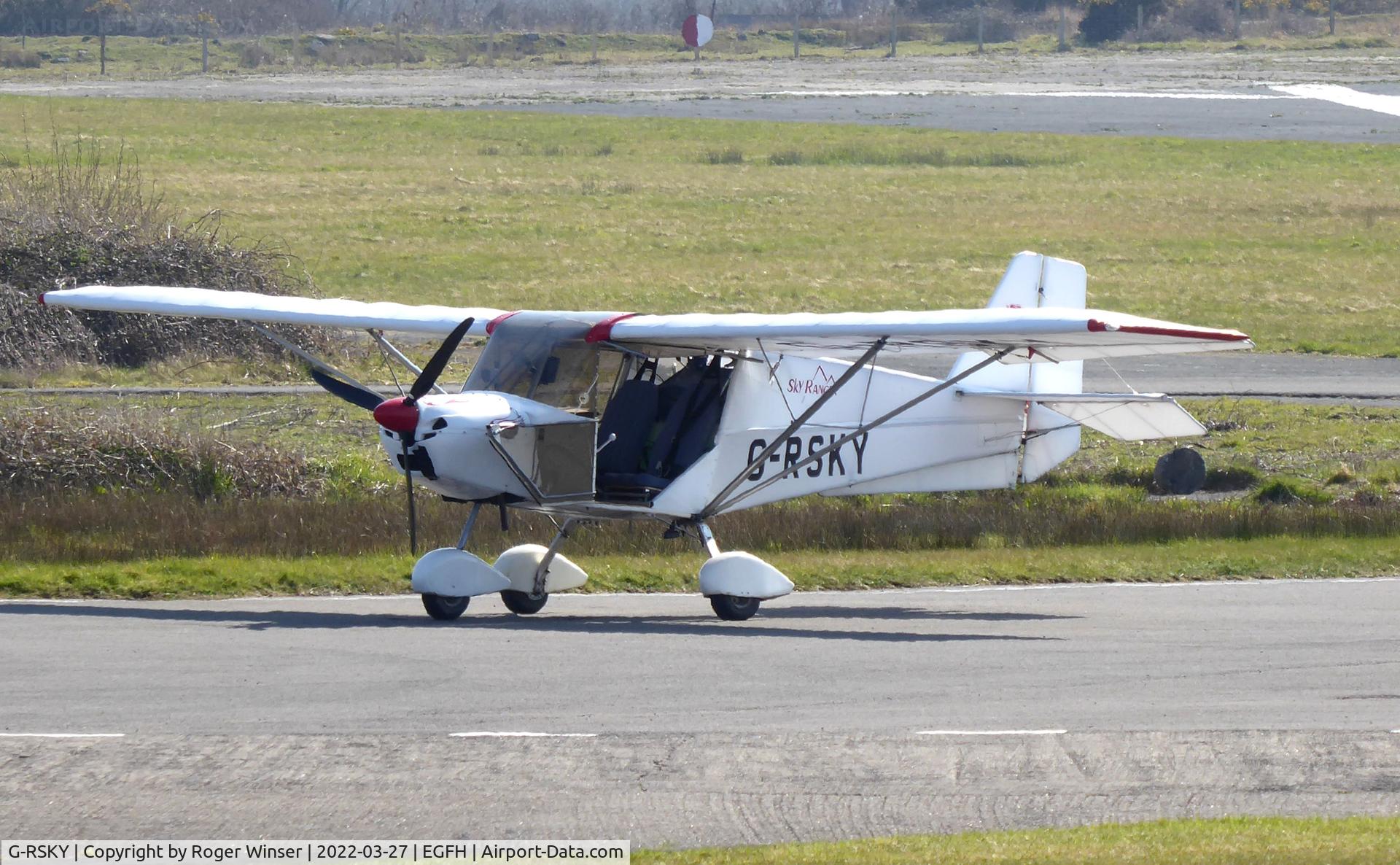 G-RSKY, 2004 Best Off Skyranger 912(2) C/N BMAA/HB/382, Visiting Skyranger.