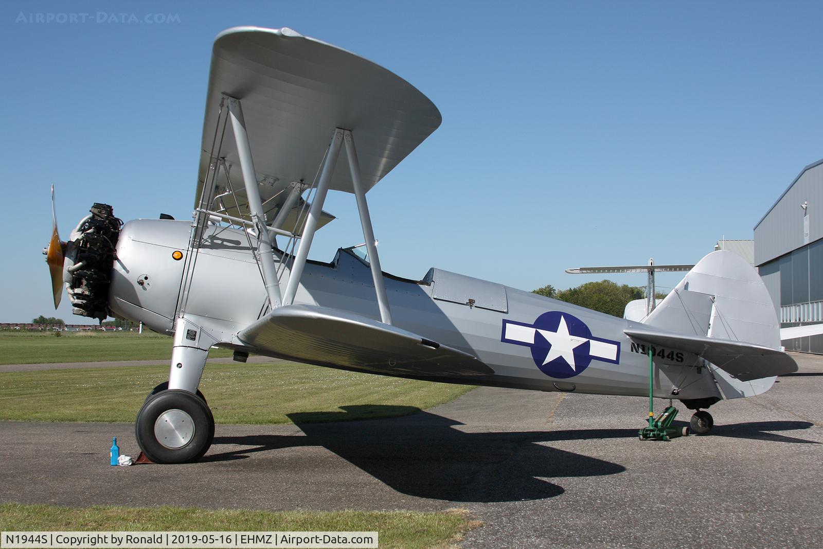 N1944S, 1944 Boeing E75 C/N 75-5864, at ehmz