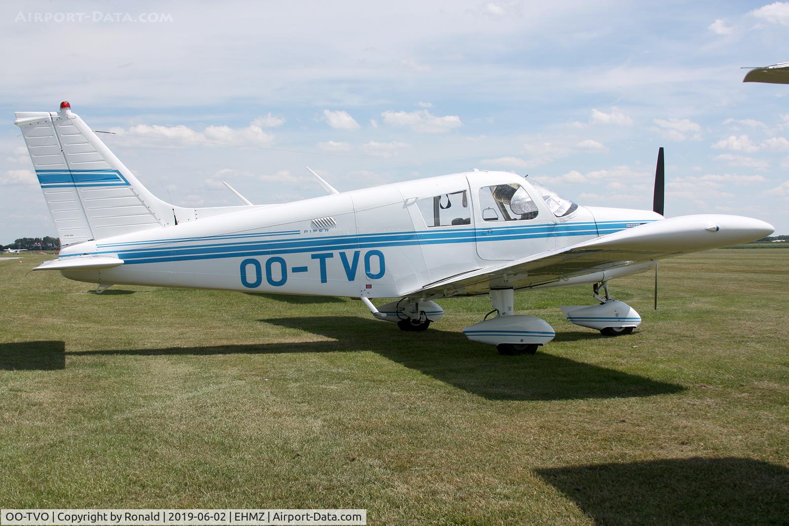 OO-TVO, 1972 Piper PA-28-140 Cherokee F C/N 28-7325008, at ehmz