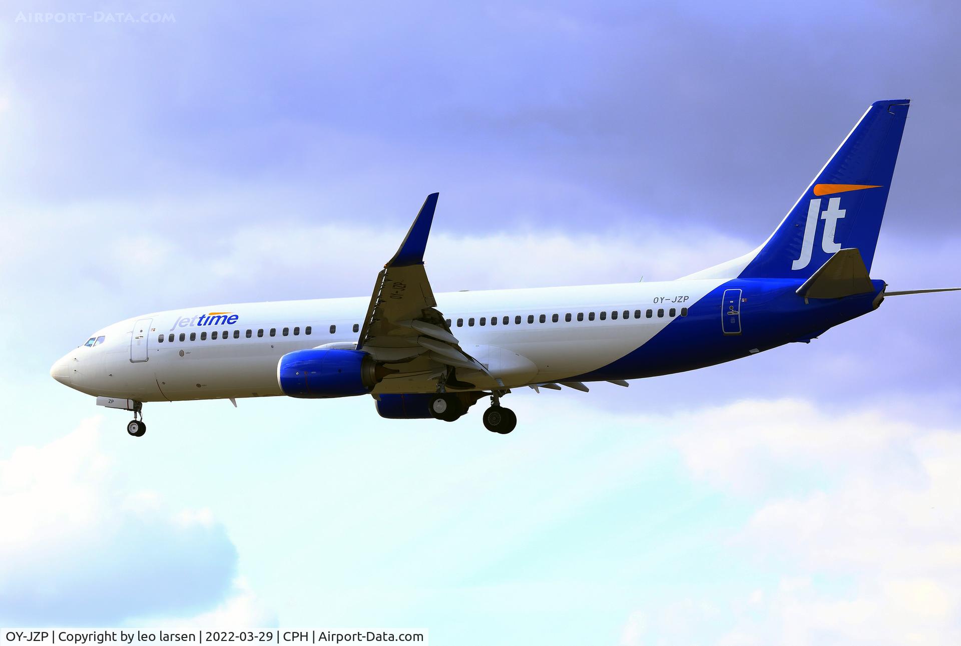 OY-JZP, 2011 Boeing 737-8U3 C/N 38071, Copenhagen 29.3.2022
