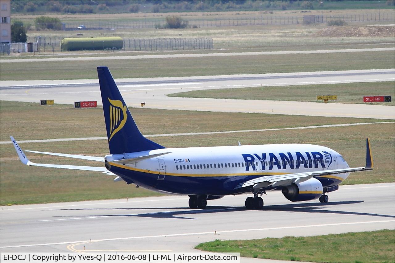 EI-DCJ, 2004 Boeing 737-8AS C/N 33564, Boeing 737-8AS, Ready to take off rwy 31R, Marseille-Provence Airport (LFML-MRS)