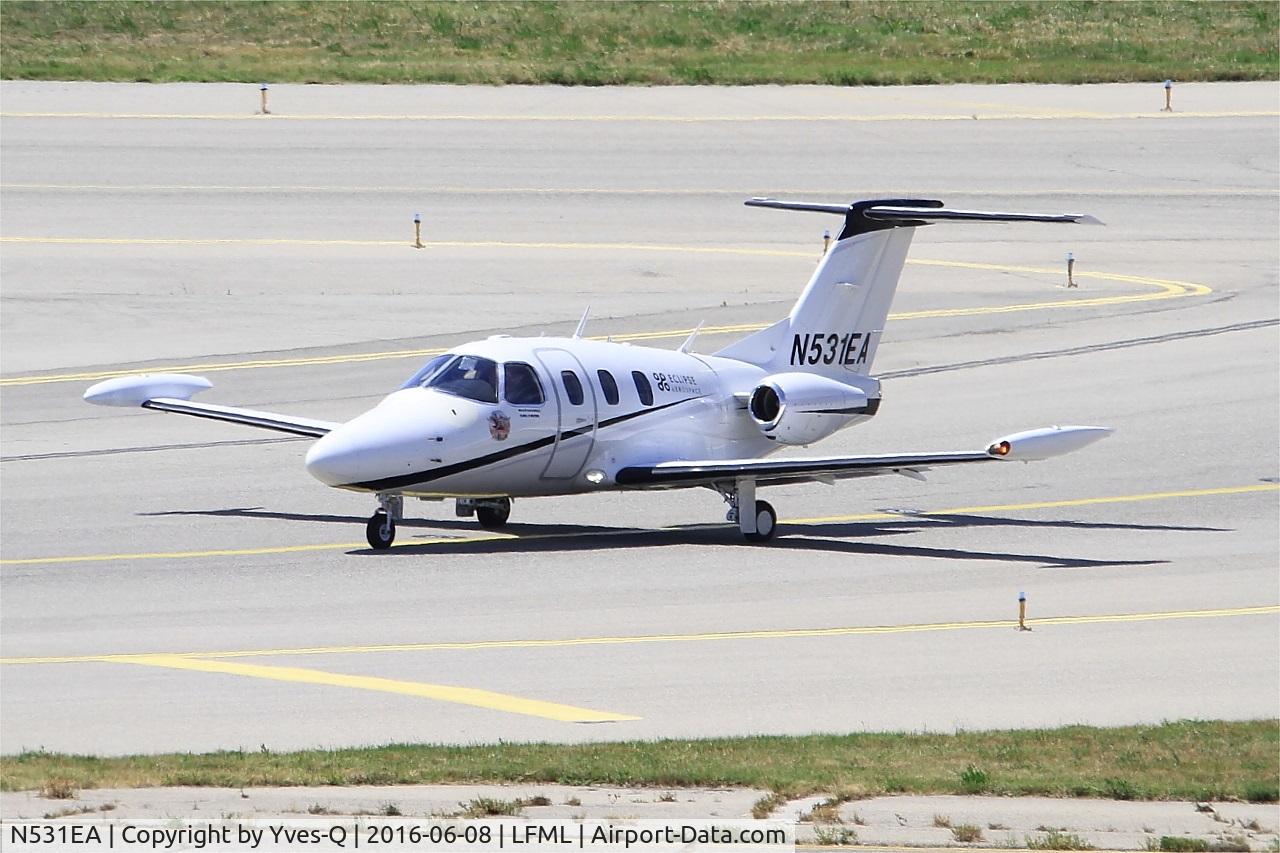 N531EA, 2007 Eclipse Aviation Corp EA500 C/N 000031, Eclipse Aviation Corp EA500, Taxiing to holding point rwy 31R, Marseille-Provence Airport (LFML-MRS)