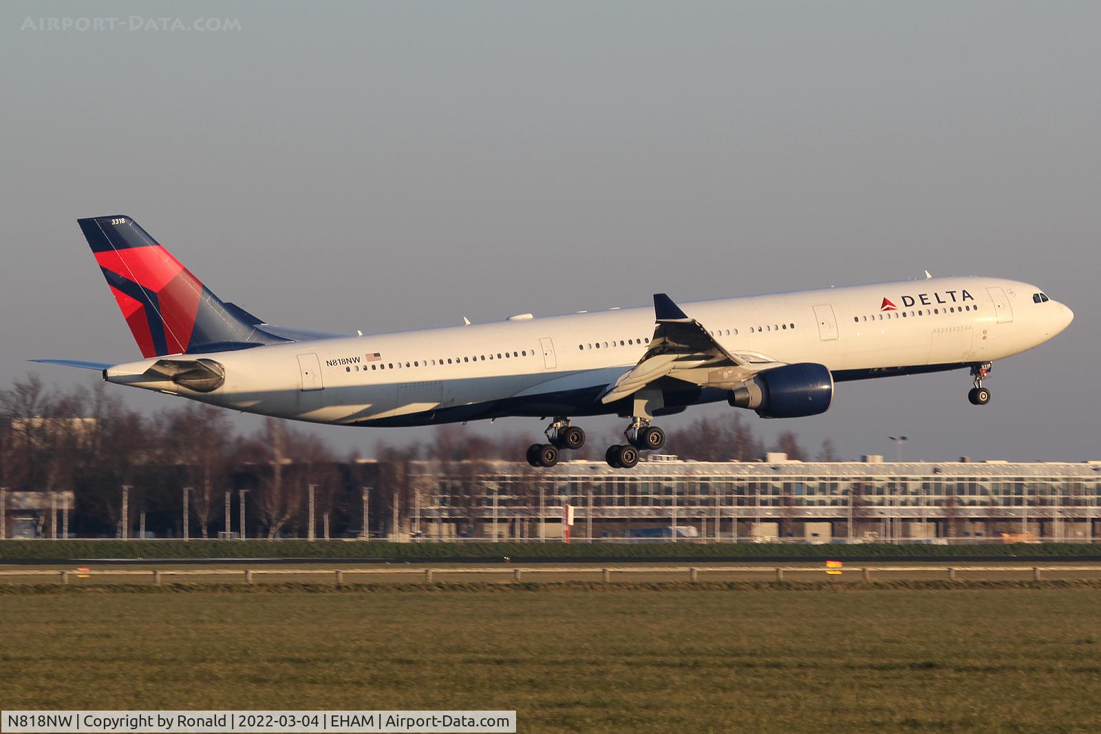 N818NW, 2007 Airbus A330-323 C/N 0857, at spl