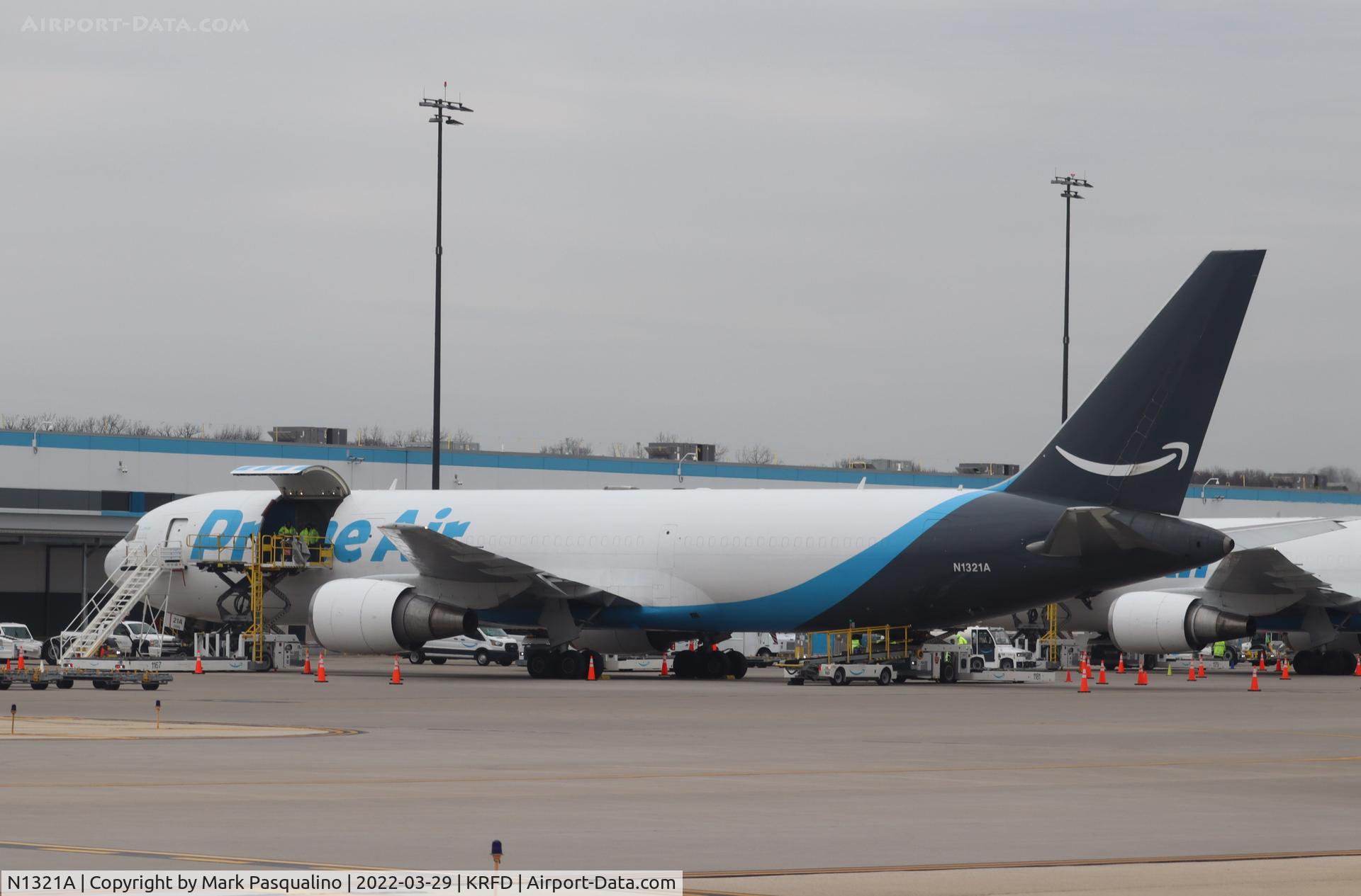 N1321A, 1995 Boeing 767-306/ER C/N 27957, Boeing 767-306/ER