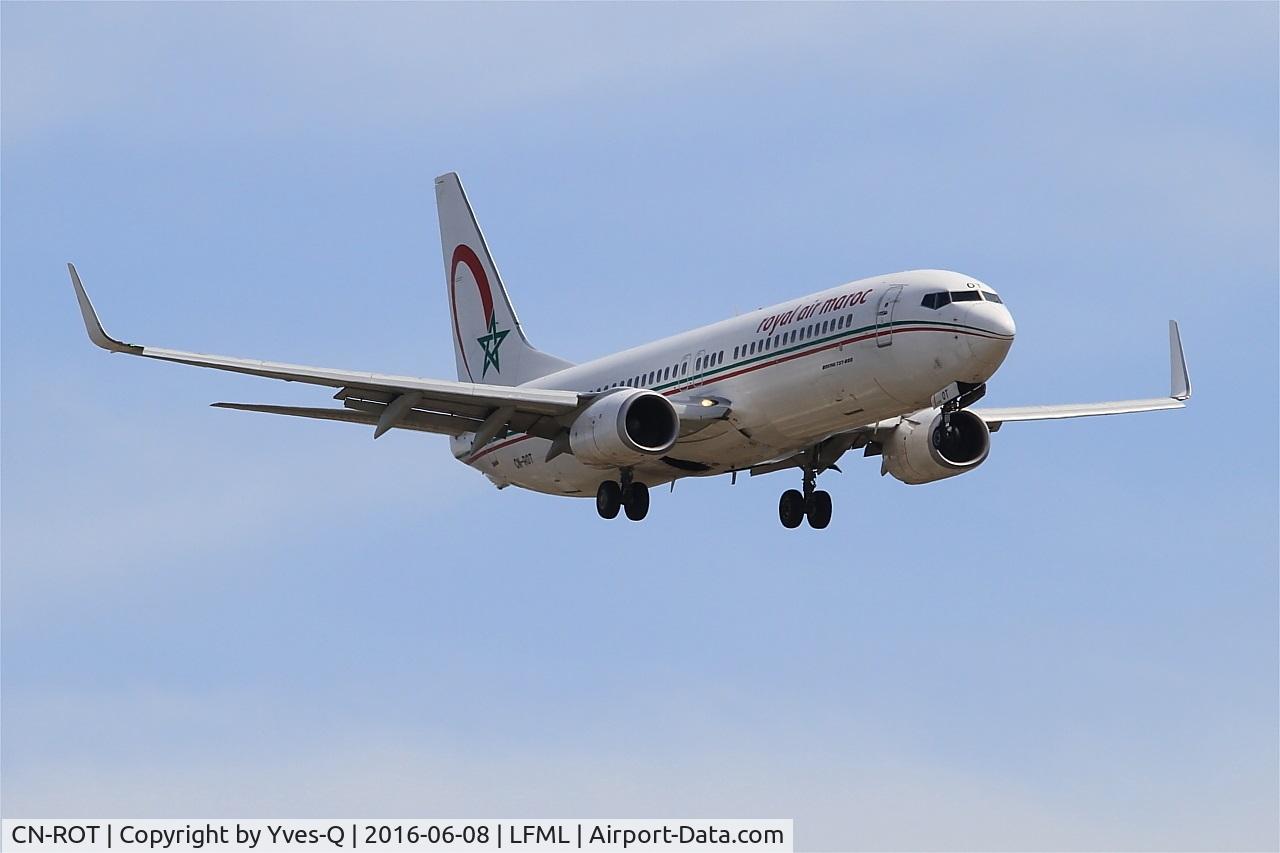 CN-ROT, 2009 Boeing 737-8B6 C/N 33068, Boeing 737-8B6, Short approach Rwy 31R, Marseille-Provence Airport (LFML-MRS)