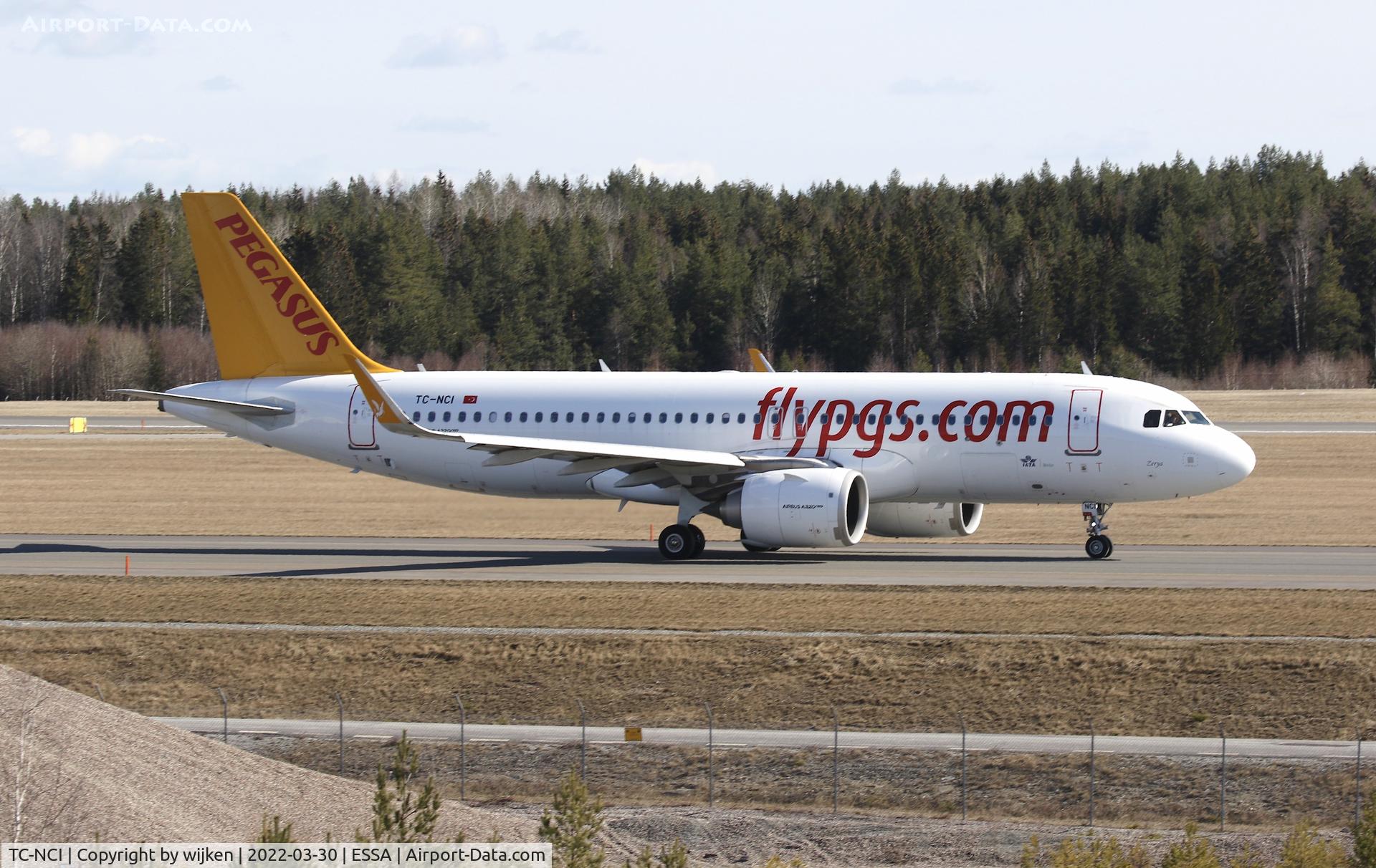 TC-NCI, 2020 Airbus A320-251N C/N 9373, TWY W