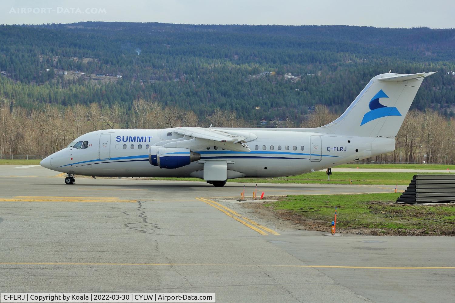 C-FLRJ, 1997 British Aerospace Avro RJ85 C/N 2302, Leaving on a jet plane...