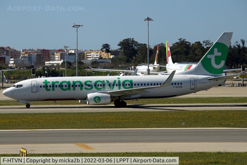 F-HTVN, 2006 Boeing 737-8GJ C/N 34896, Taxiing
