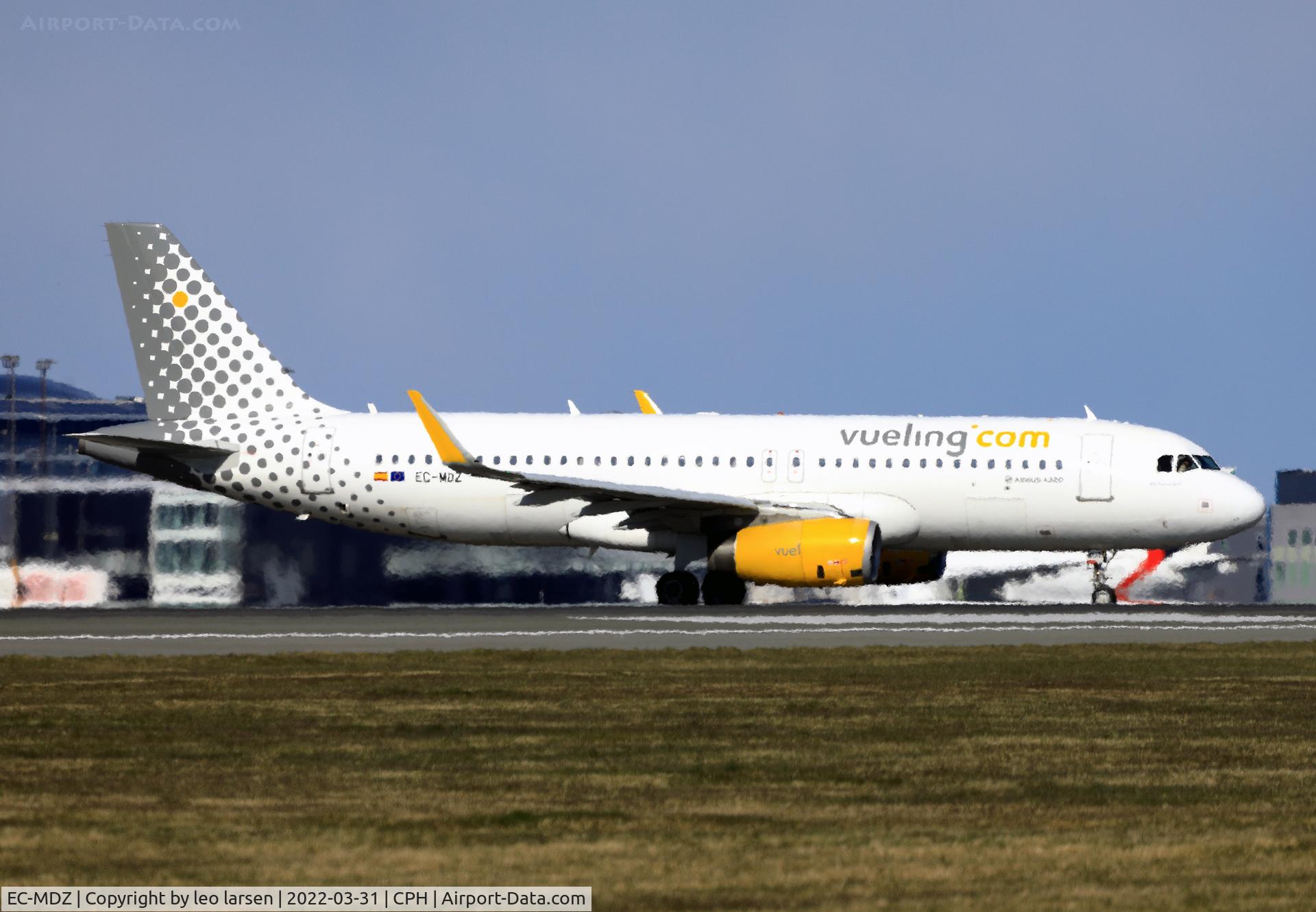EC-MDZ, 2014 Airbus A320-232 C/N 6377, Copenhagen 31.3.2022