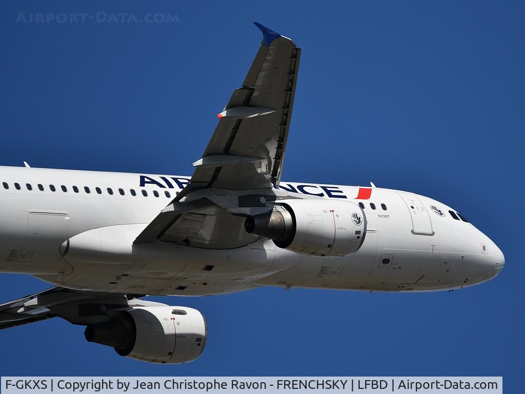 F-GKXS, 2009 Airbus A320-214 C/N 3825, Air France take off runway 05 to Paris CDG