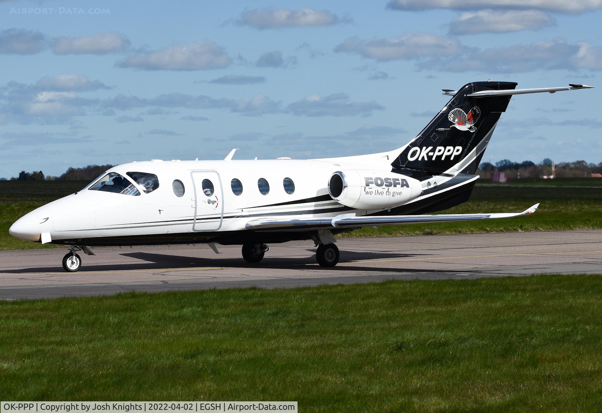 OK-PPP, 2004 Raytheon Hawker 400XP C/N RK-385, Arriving at Norwich.