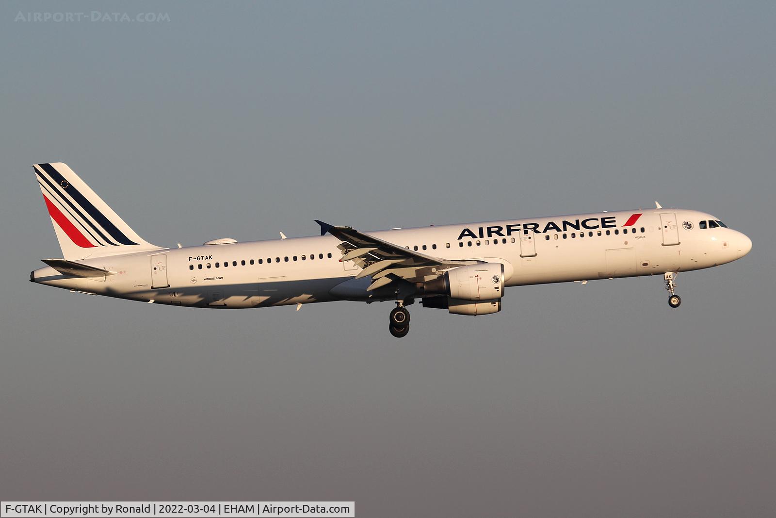 F-GTAK, 2001 Airbus A321-211 C/N 1658, at spl