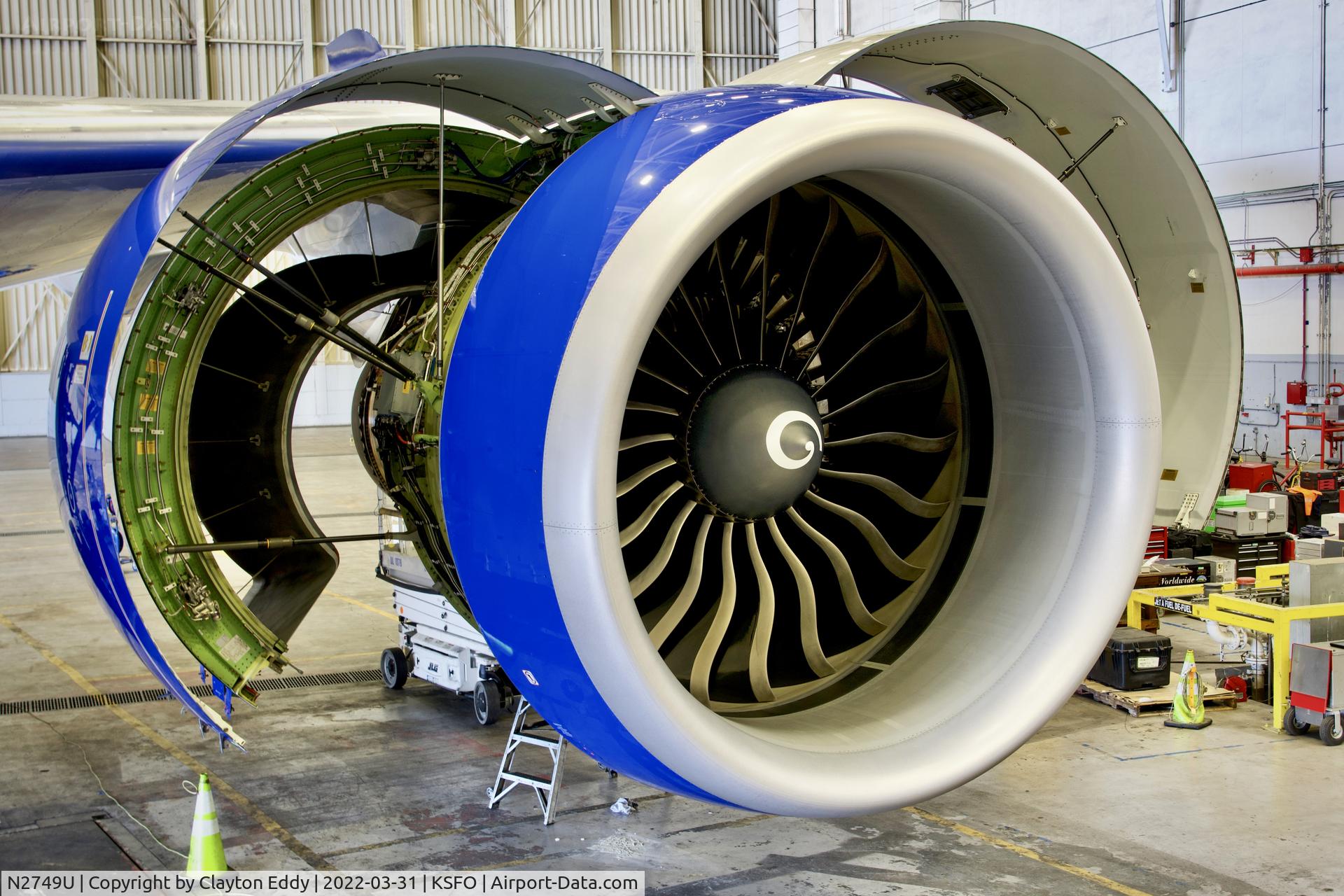 N2749U, 2019 Boeing 777-300/ER C/N 66589, GE90-115B SFO