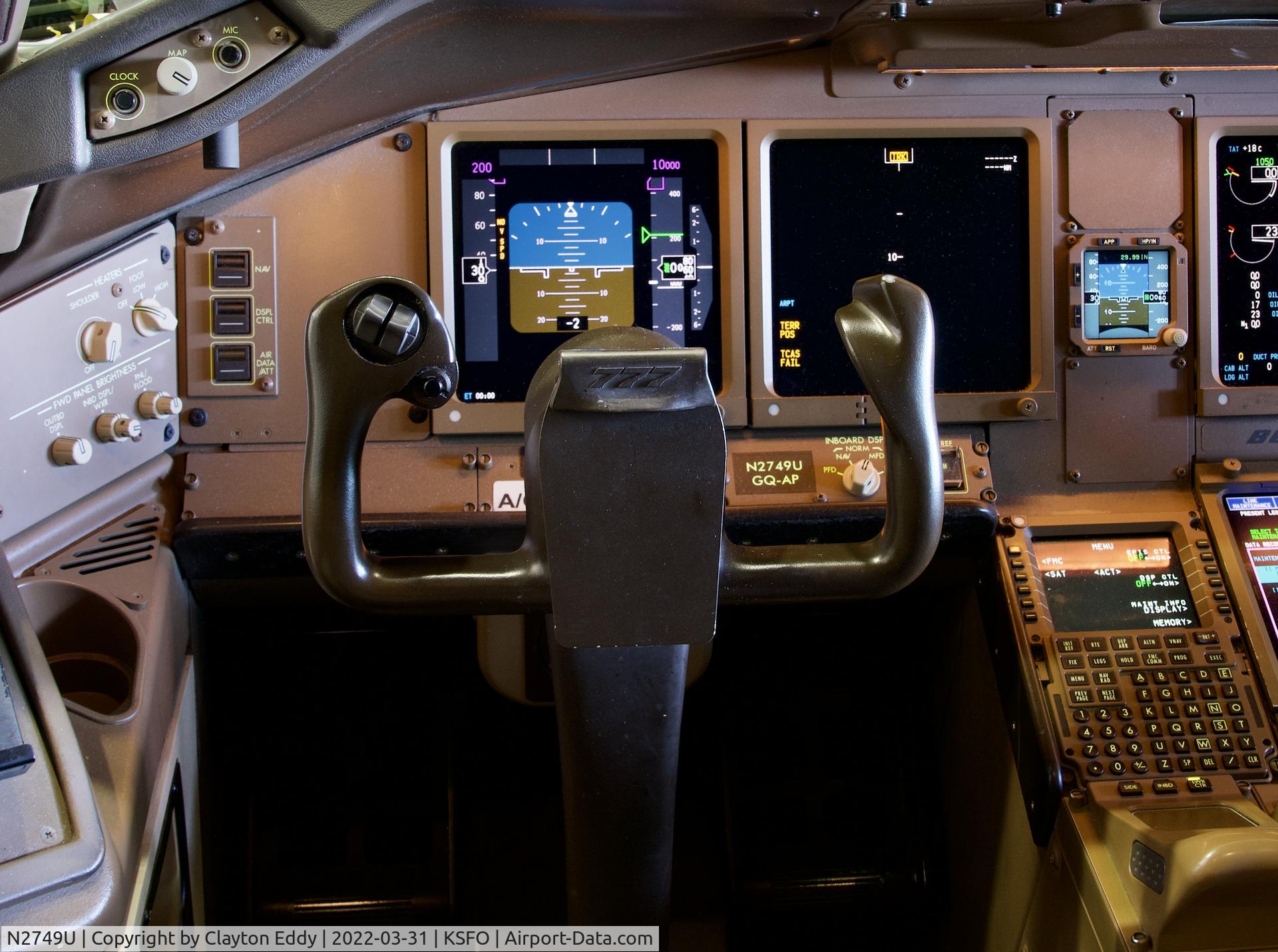 N2749U, 2019 Boeing 777-300/ER C/N 66589, Flightdeck SFO 2022.