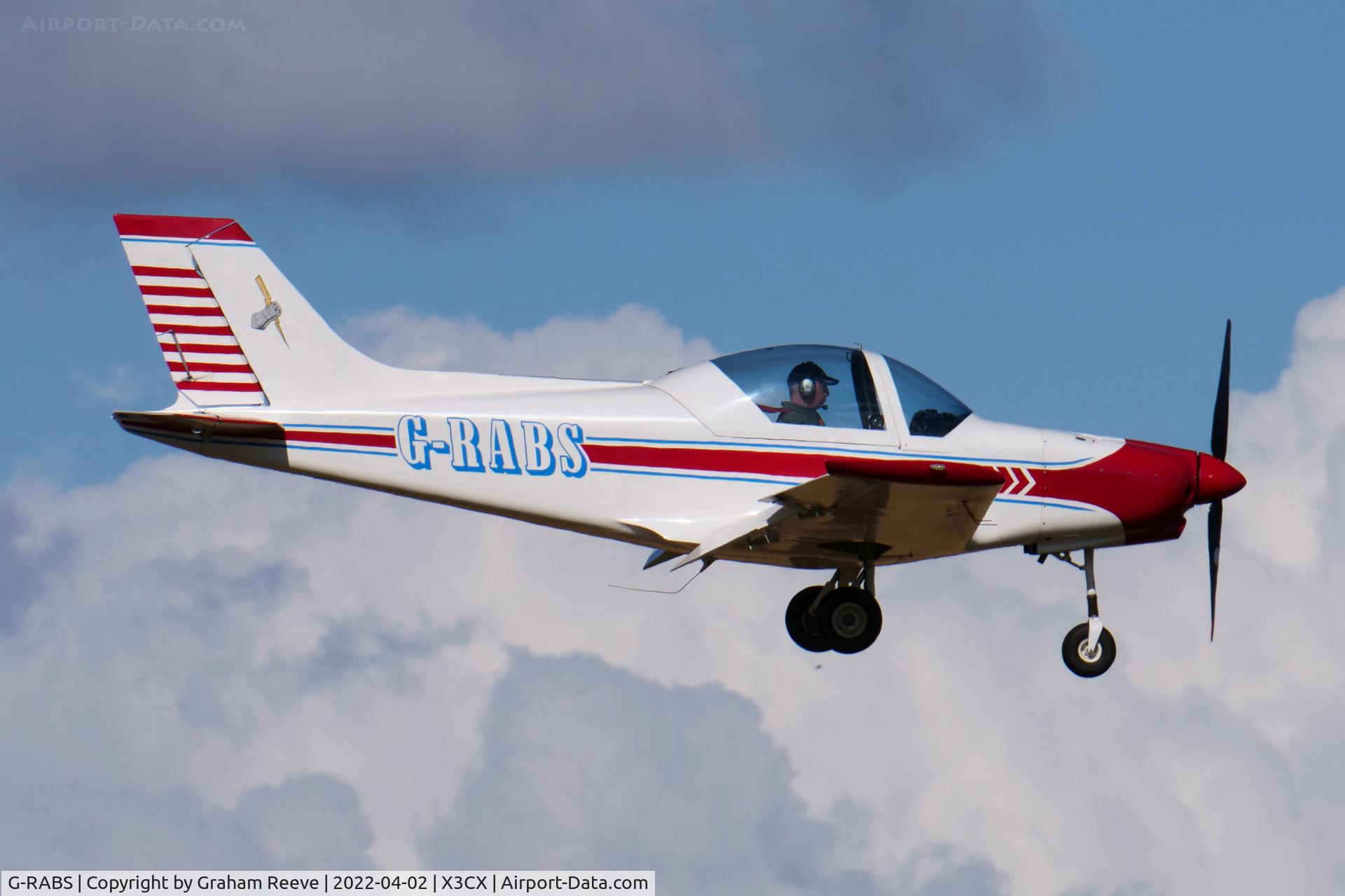 G-RABS, 2006 Alpi Aviation Pioneer 300 C/N PFA 330-14563, Landing at Northrepps.