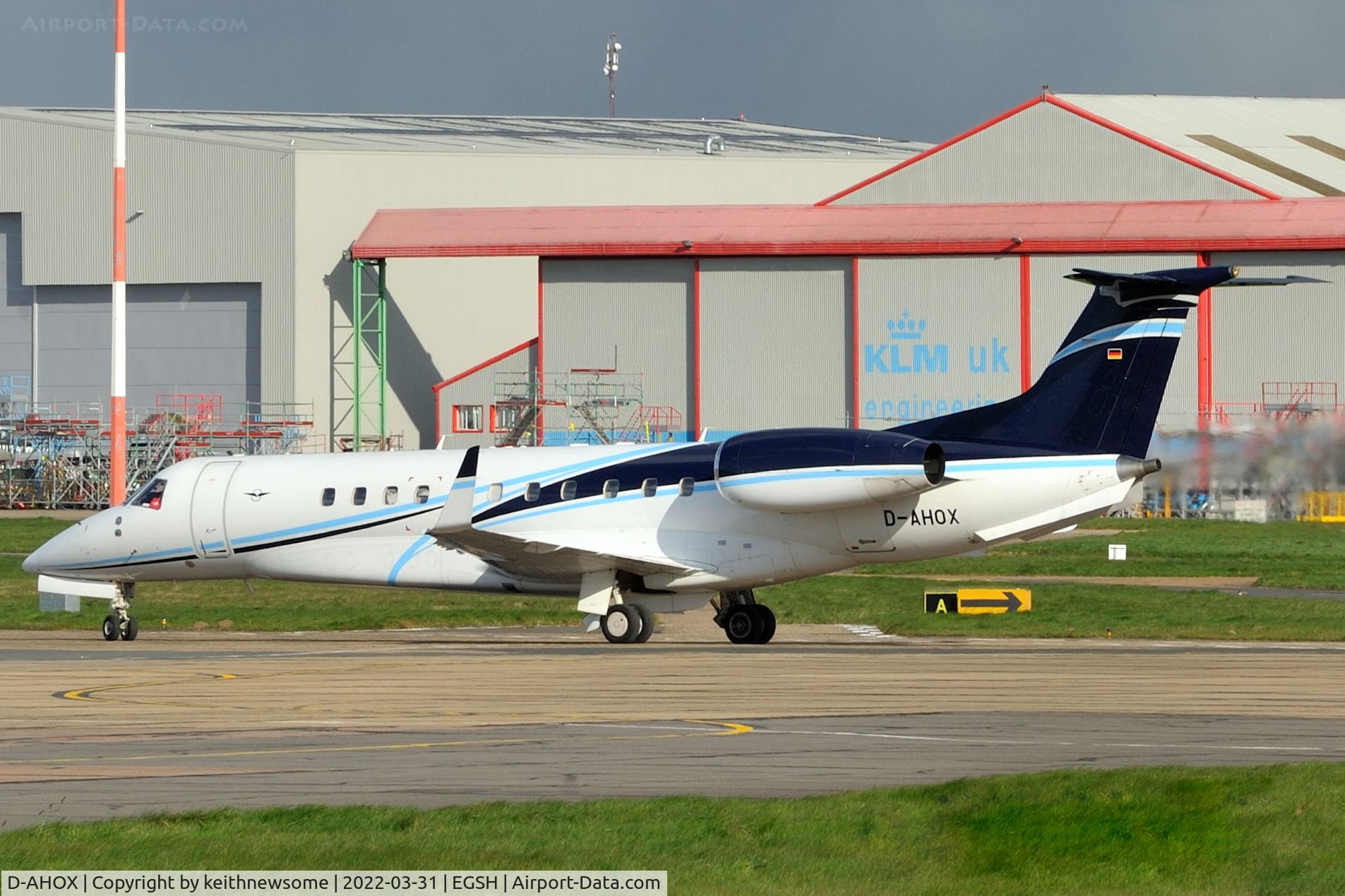 D-AHOX, 2015 Embraer EMB-135BJ Legacy 650 C/N 14501213, Arriving at Norwich from Geneva.