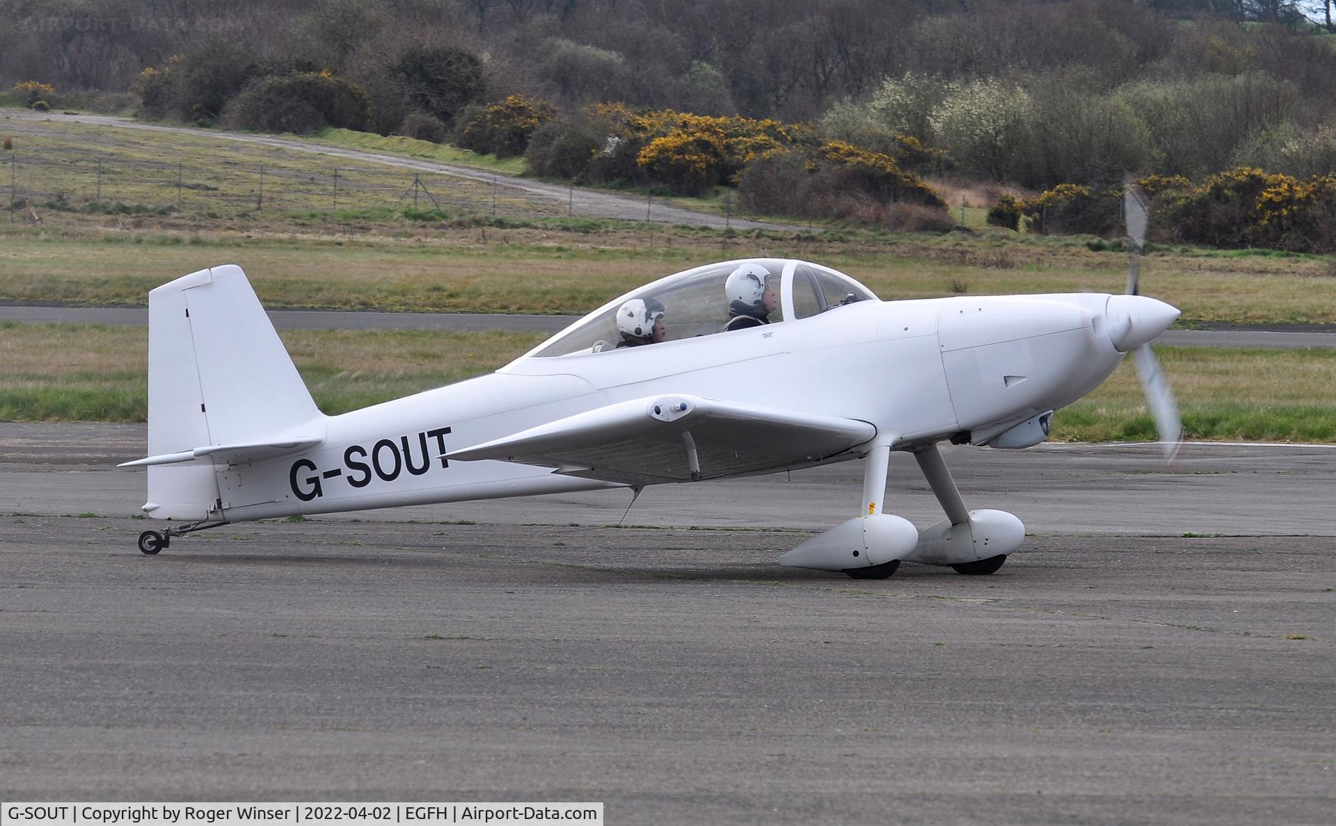 G-SOUT, 2006 Vans RV-8 C/N PFA 303-13295, Visiting aircraft (Raven 5 of Team Raven).