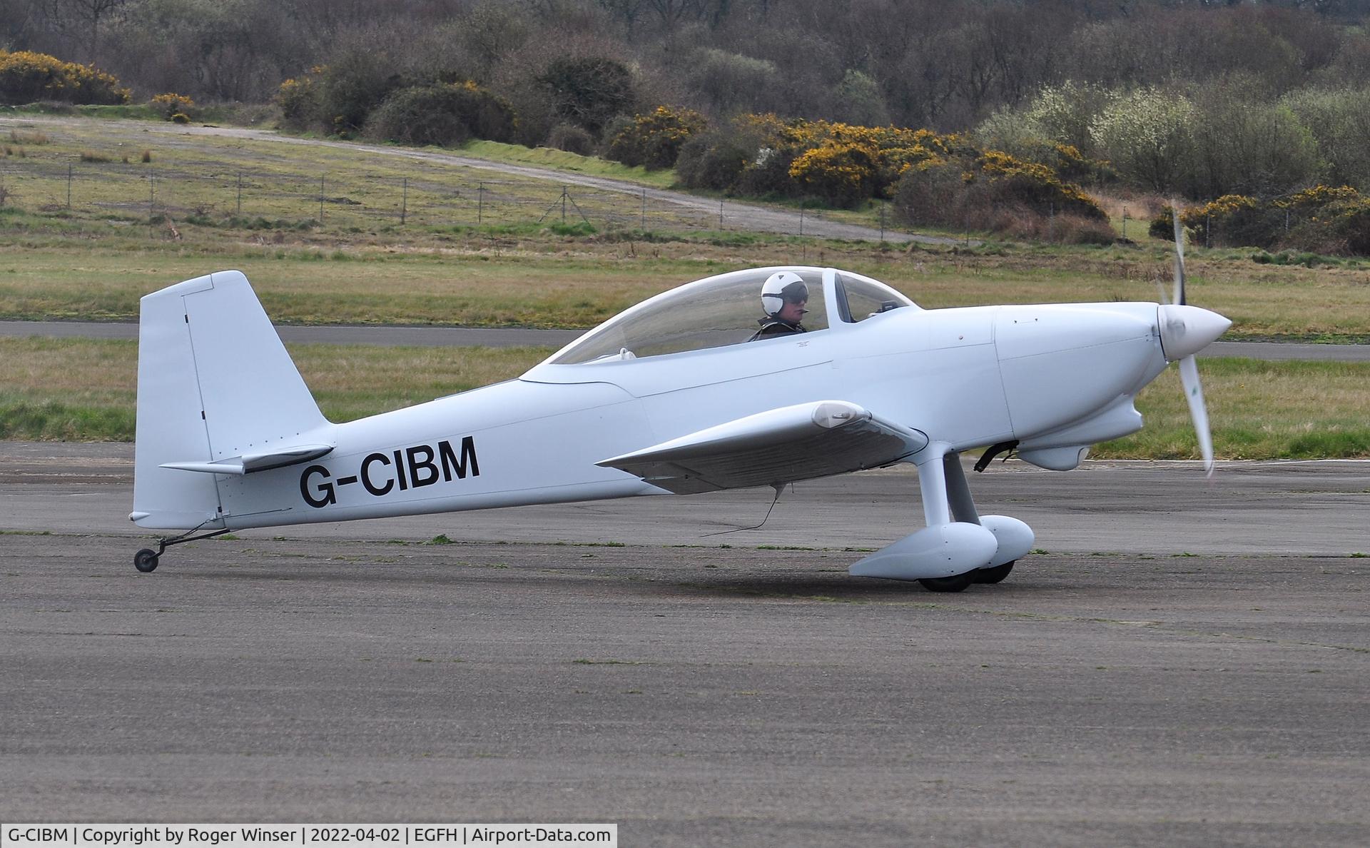 G-CIBM, 2013 Vans RV-8 C/N LAA 303-15083, Resident aircraft (Raven 4 of Team Raven).