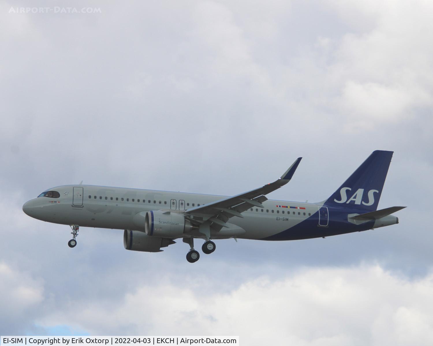 EI-SIM, 2022 Airbus A320-251N C/N 10761, EI-SIM landing rw 22L