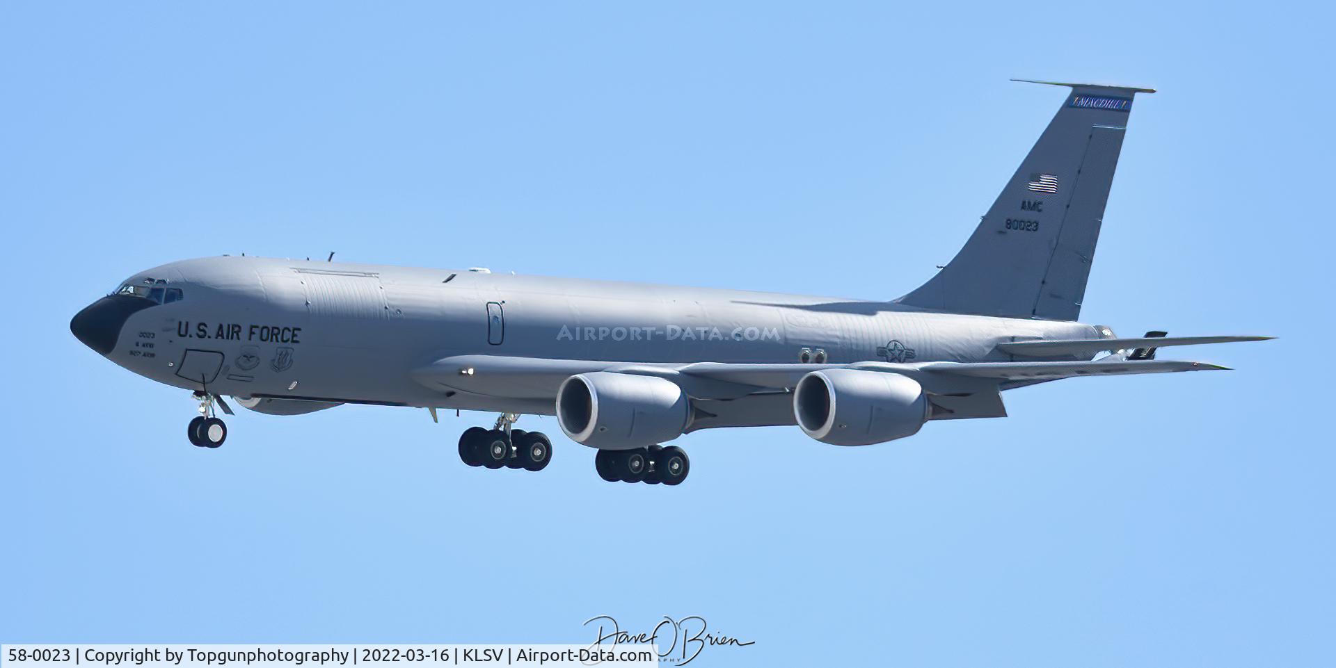 58-0023, 1958 Boeing KC-135R Stratotanker C/N 17768, GULF07 short final to RW3R