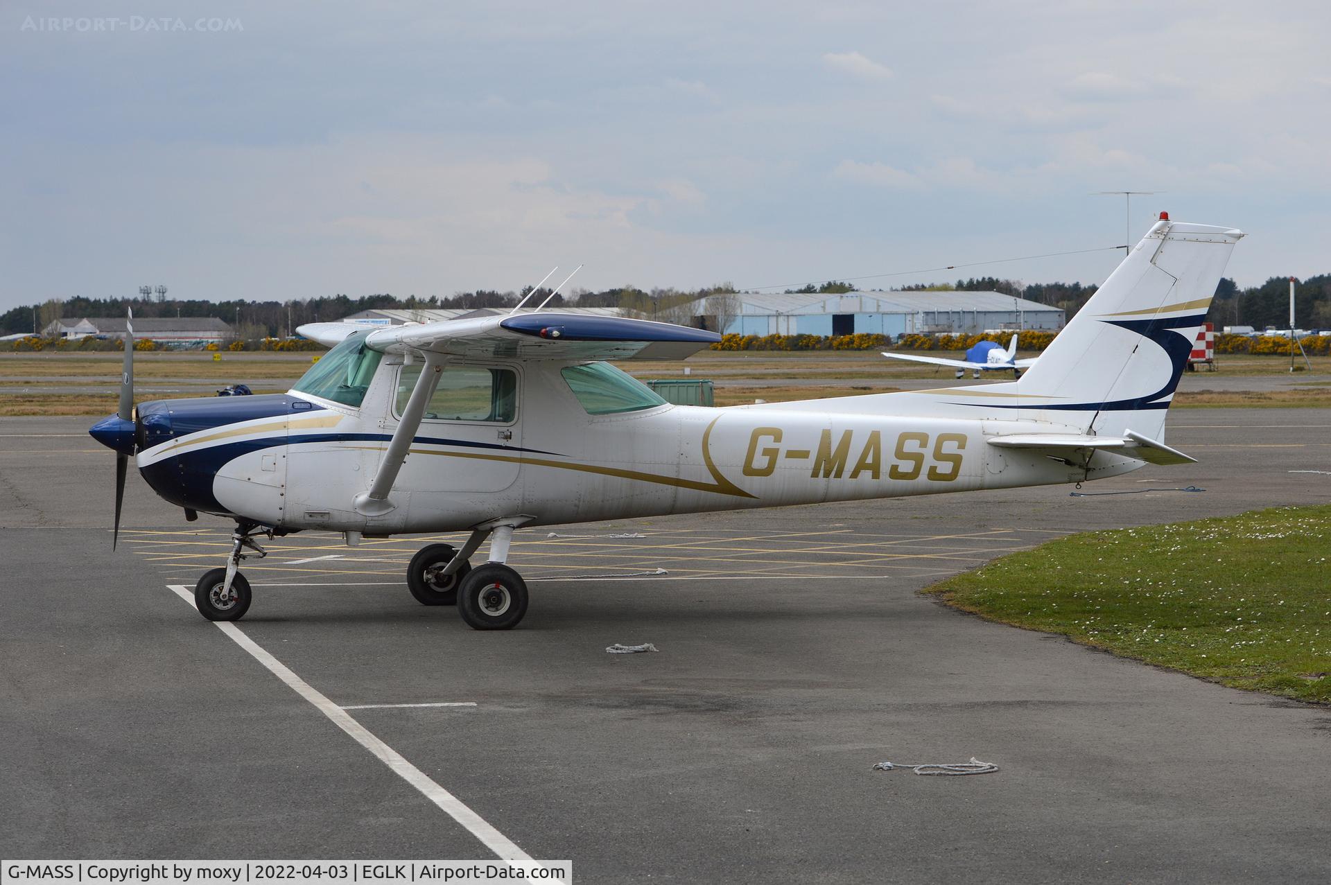 G-MASS, 1979 Cessna 152 C/N 152-81605, Cessna 152 at Blackbushe.