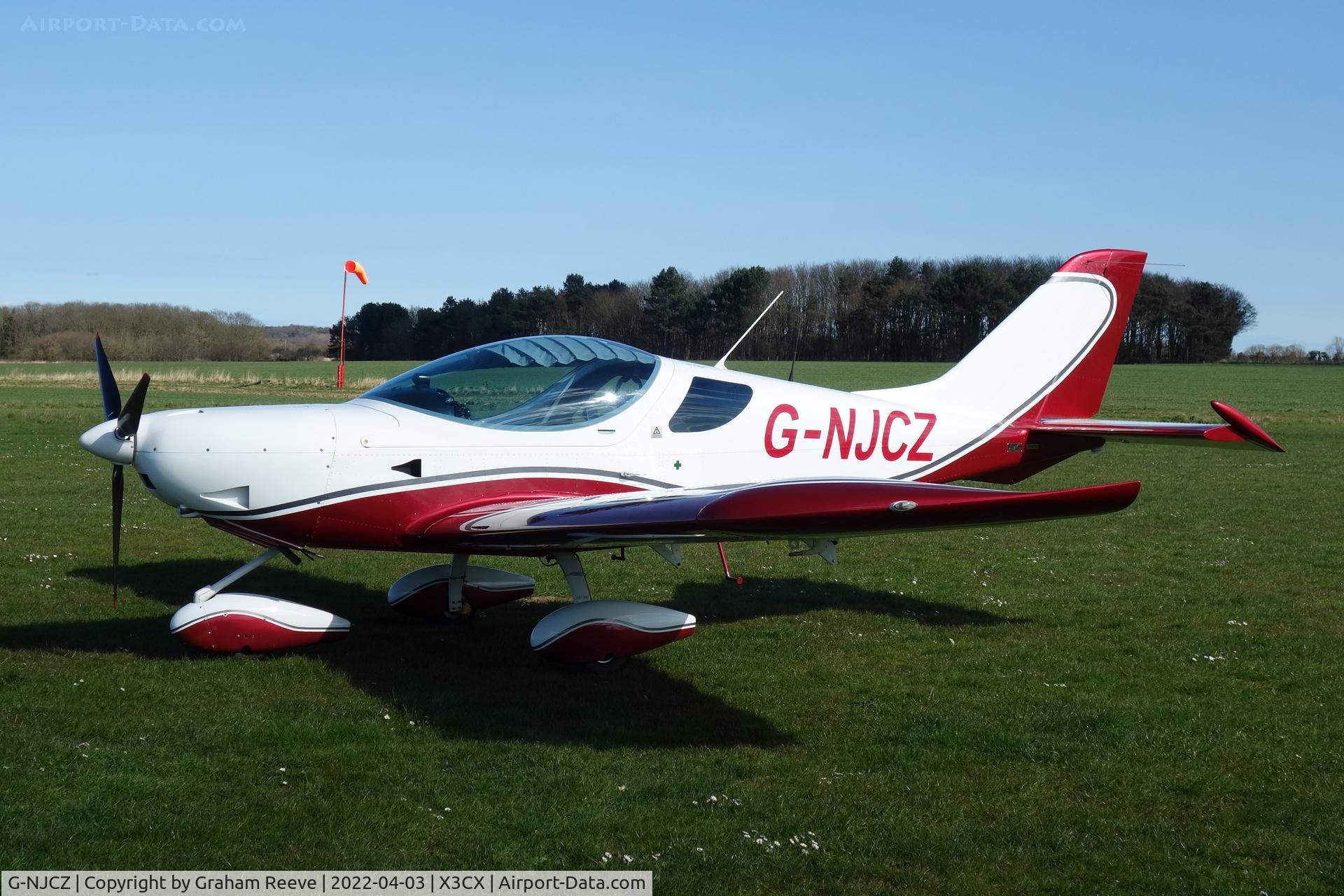 G-NJCZ, 2010 SportCruiser (PiperSport) Piper Sport C/N P1001087, Parked at Northrepps.