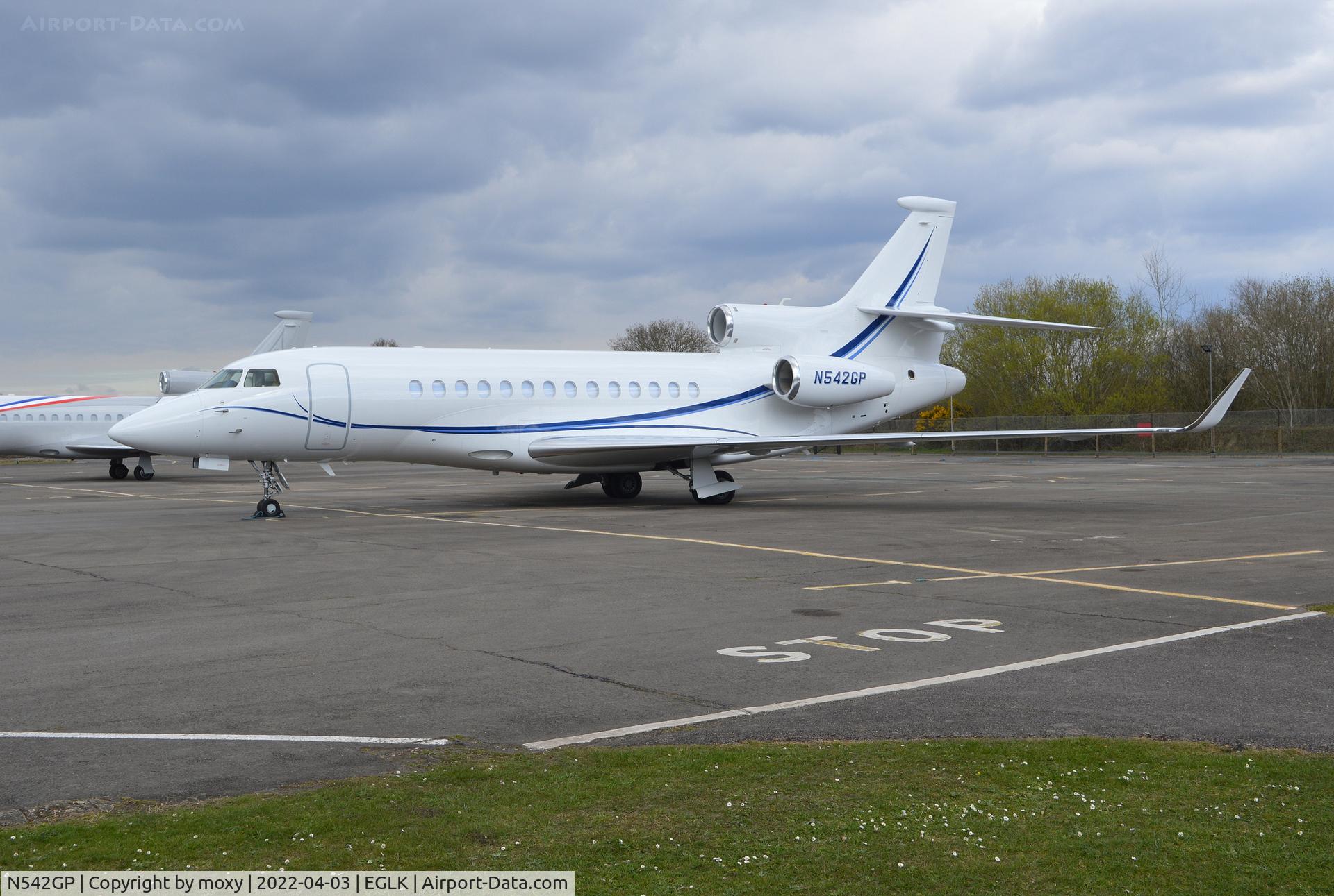 N542GP, 2011 Dassault Falcon 7X C/N 107, Dassault Falcon 7X at Blackbushe.