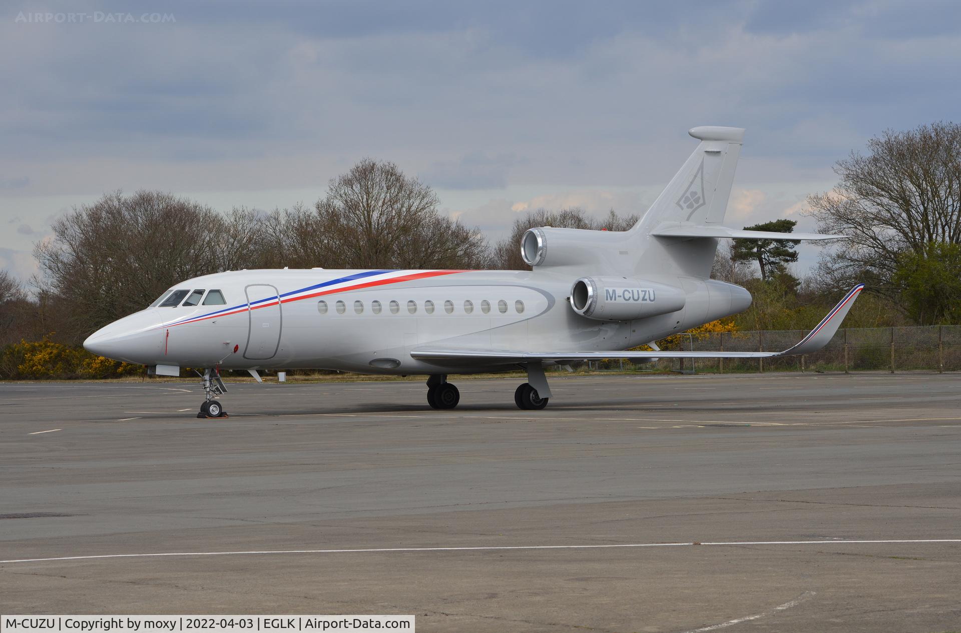 M-CUZU, 2001 Dassault Falcon 900EX C/N 95, Dassault Falcon 900EX at Blackbushe.