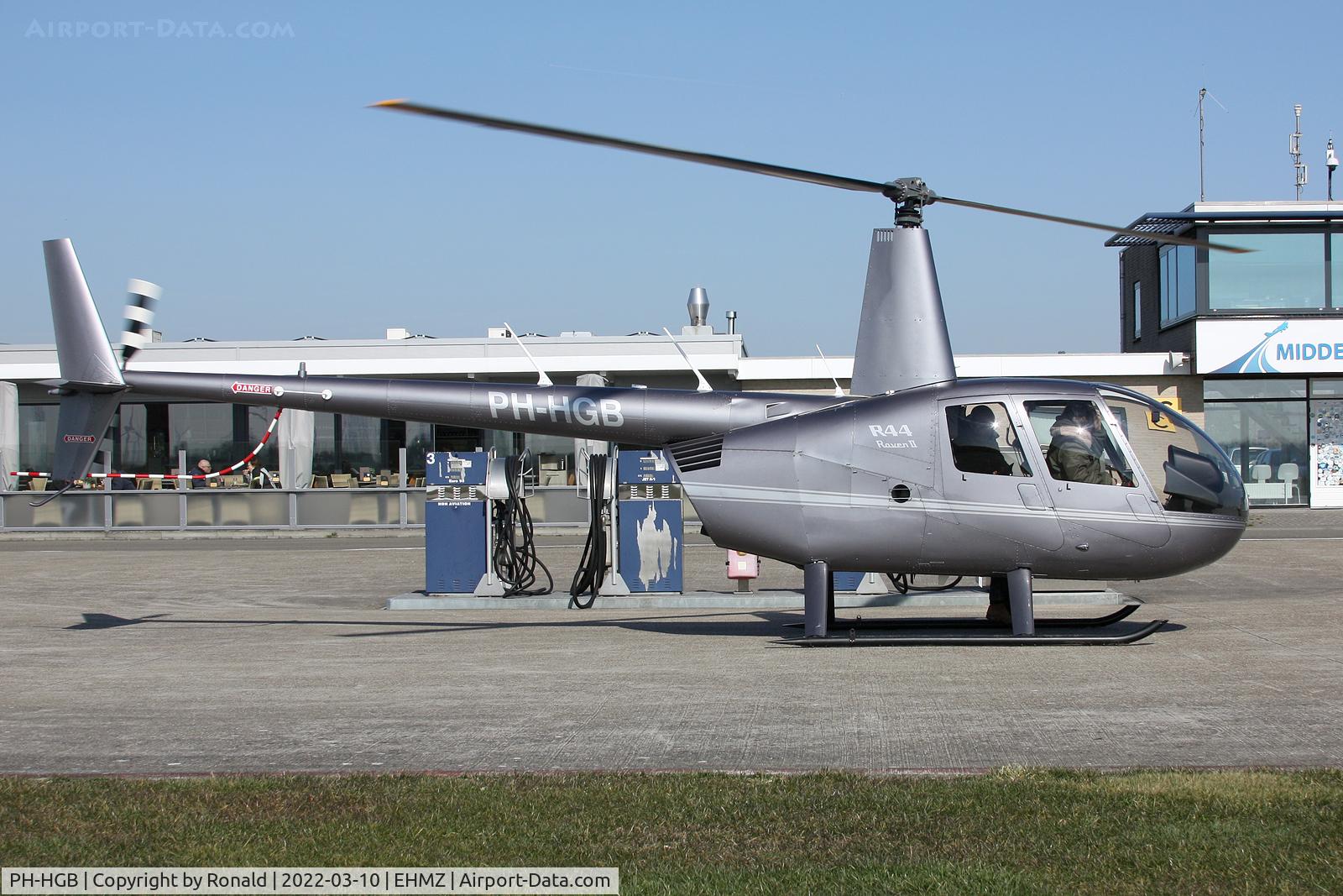 PH-HGB, Robinson R44 Raven II C/N 13831, at ehmz
