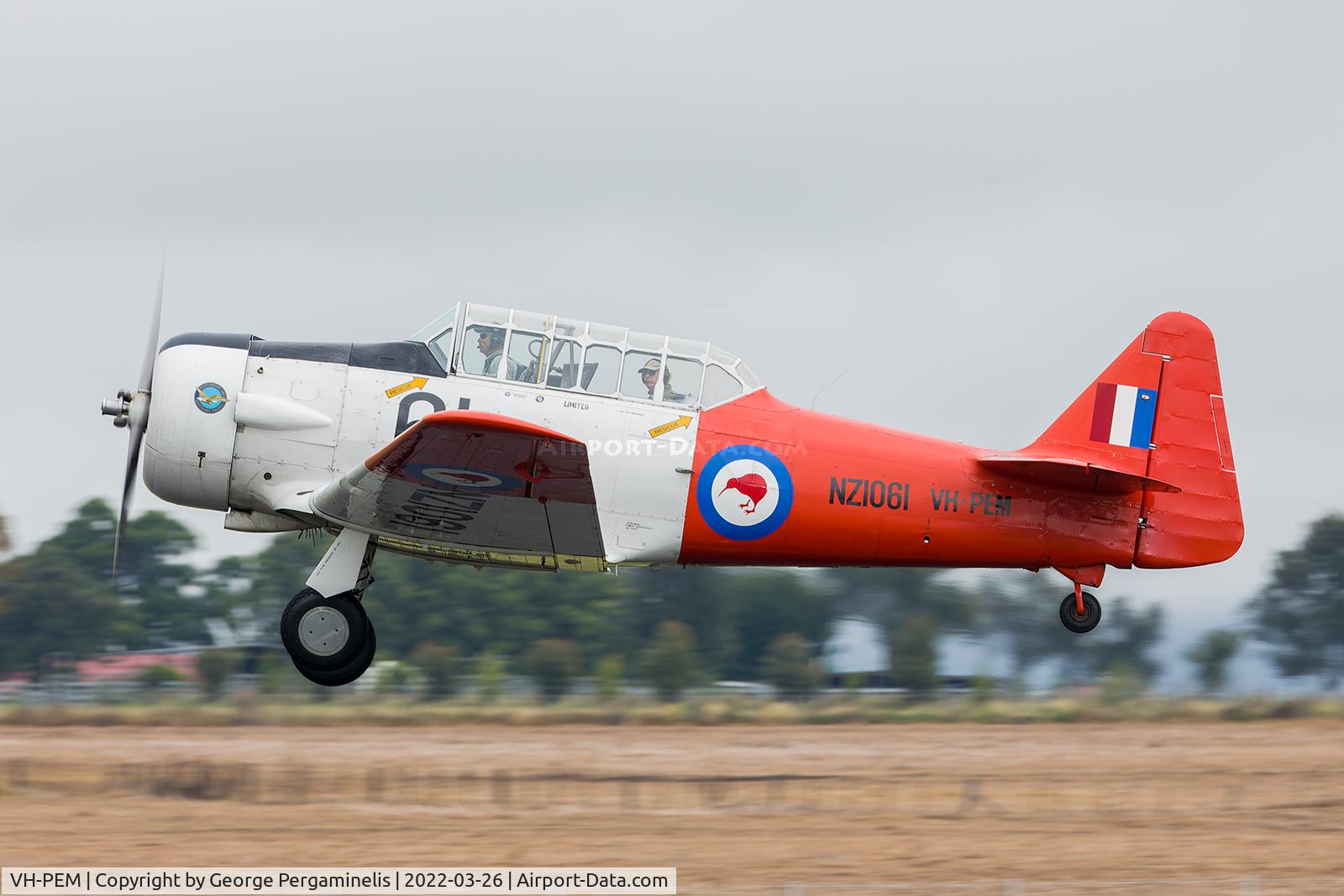 VH-PEM, 1943 North American AT-6D Harvard III C/N 88-14494 (41-33841), Warbirds Over Scone 2022