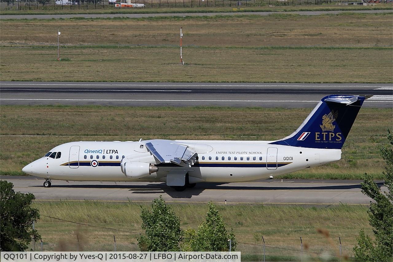 QQ101, 2000 British Aerospace Avro 146-RJ100 C/N E3368, British Aerospace Avro 146-RJ100, Taxiing to holding point rwy 14R, Toulouse-Blagnac Airport (LFBO-TLS)