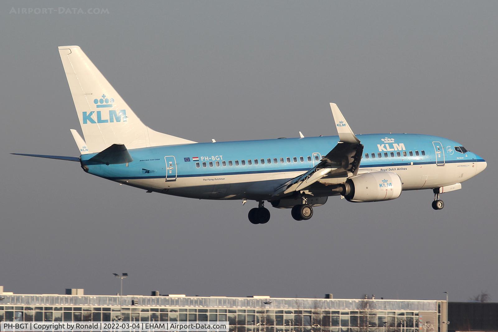 PH-BGT, 2011 Boeing 737-7K2 C/N 38634, at spl