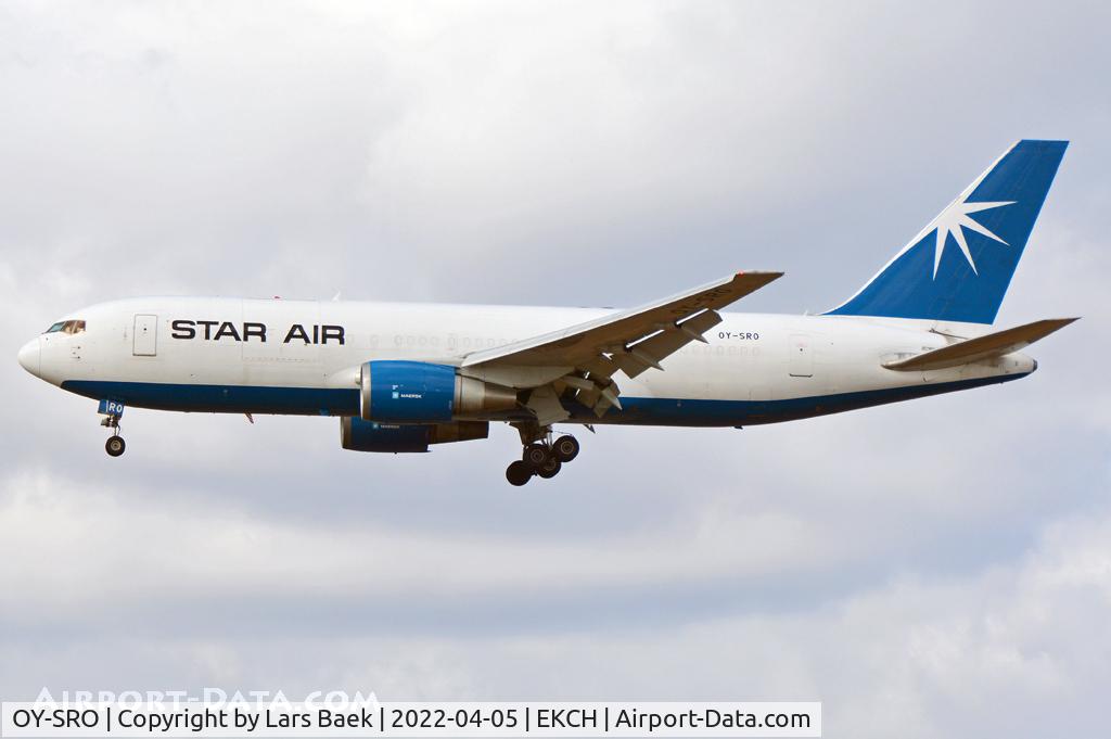 OY-SRO, 1994 Boeing 767-25E(BDSF) C/N 27194, Short final to RWY22L