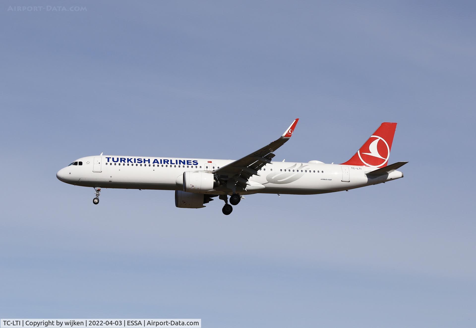 TC-LTI, 2021 Airbus A321-271NX C/N 10367, RWY 26