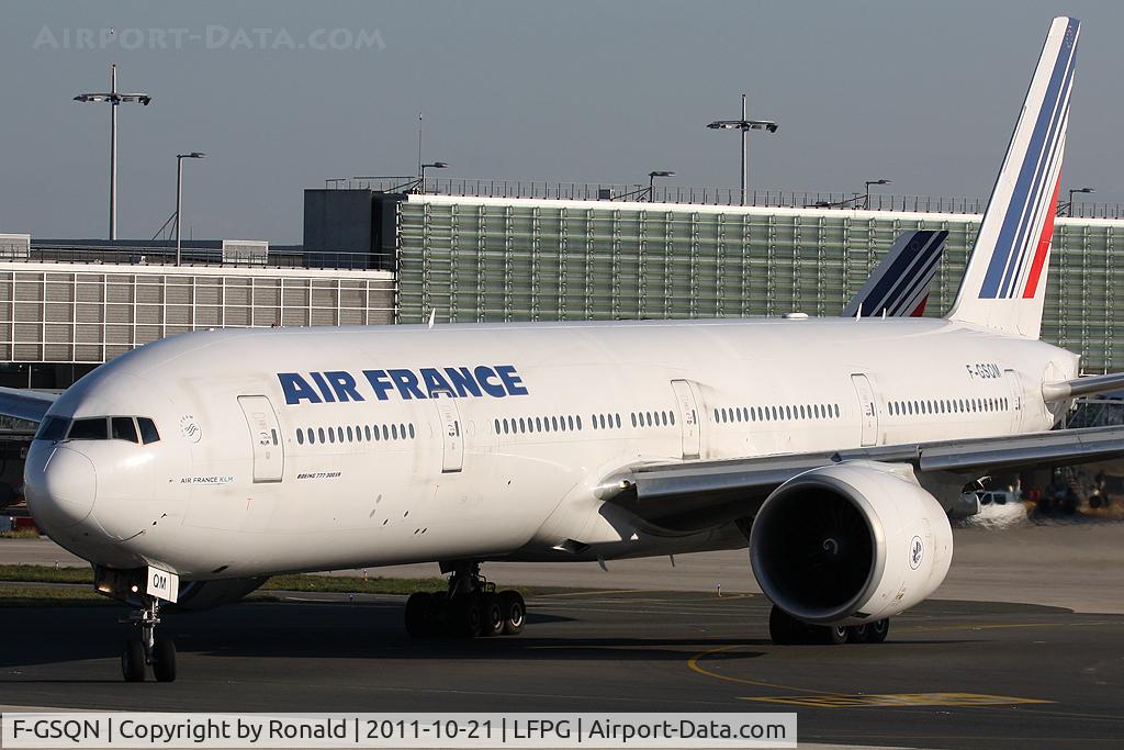 F-GSQN, 2006 Boeing 777-328/ER C/N 32960, at cdg