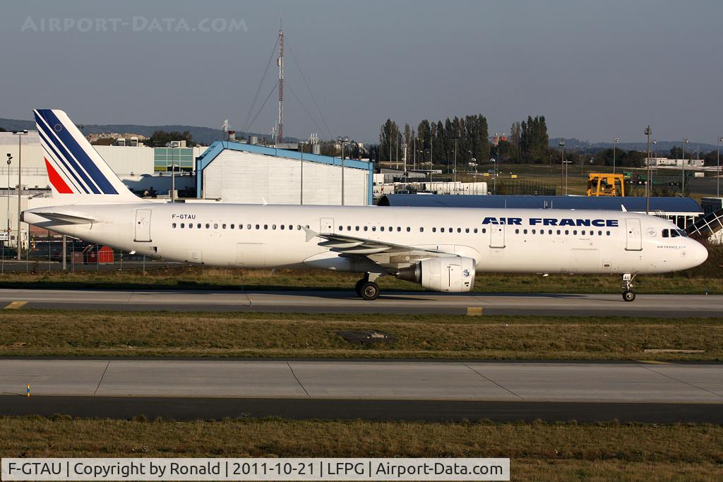 F-GTAU, 2009 Airbus A321-212 C/N 3814, at cdg