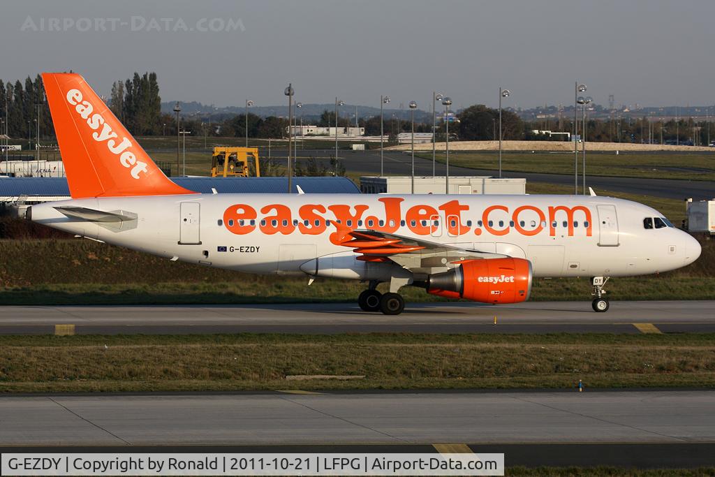 G-EZDY, 2008 Airbus A319-111 C/N 3763, at cdg