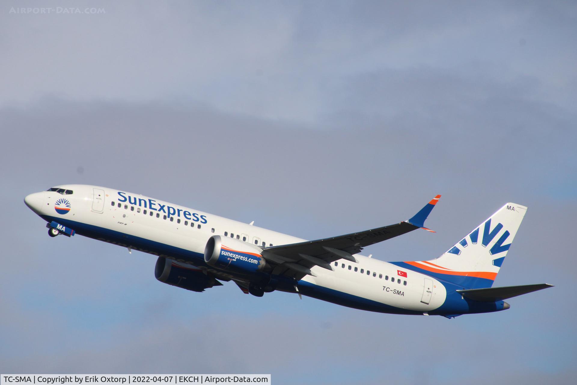 TC-SMA, 2021 Boeing 737-8 MAX C/N 63603, TC-SMA takeoff rw 22R