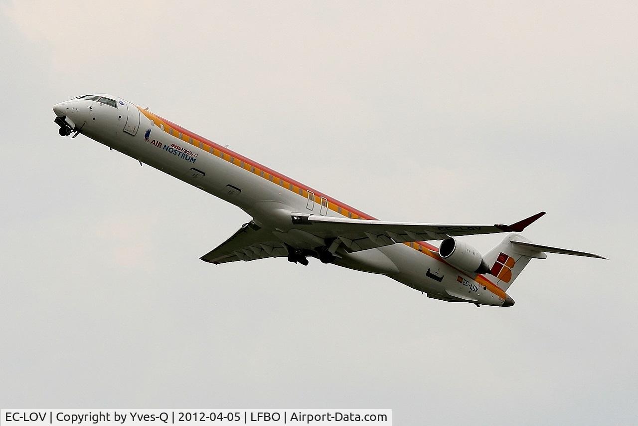 EC-LOV, 2011 Bombardier CRJ-1000ER NG (CL-600-2E25) C/N 19019, Canadair Regional Jet CRJ-1000, Take-off Rwy 32L, Toulouse Blagnac Airport (LFBO-TLS)